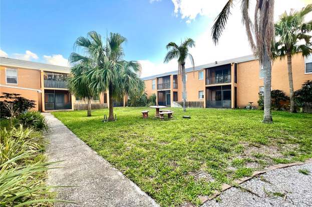 Building Photo - 12650 Kenwood Ln