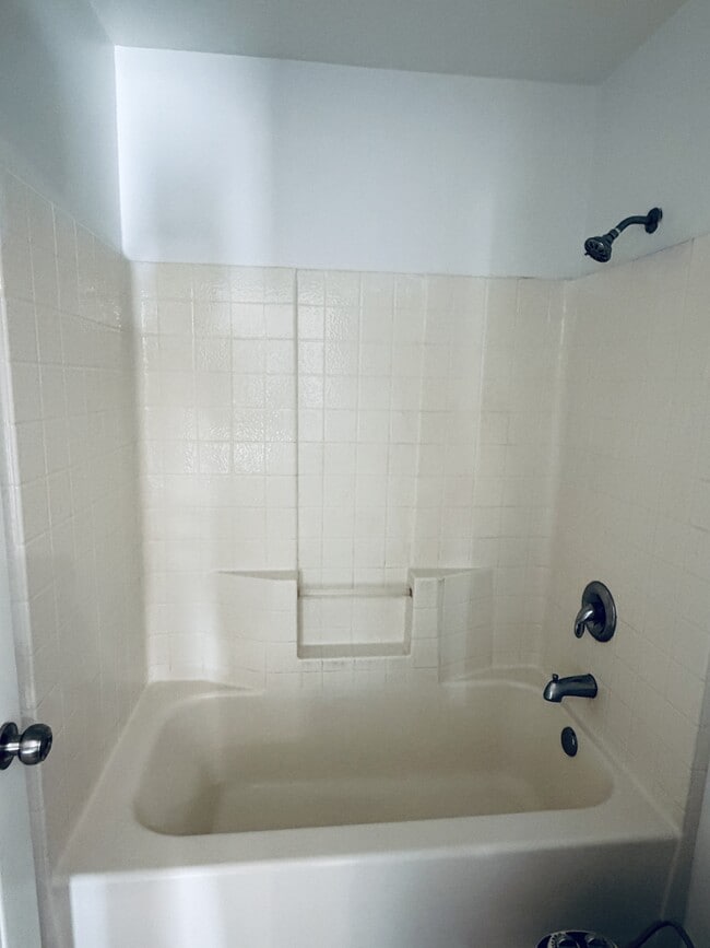 Building Photo - 7575 Lime Ave