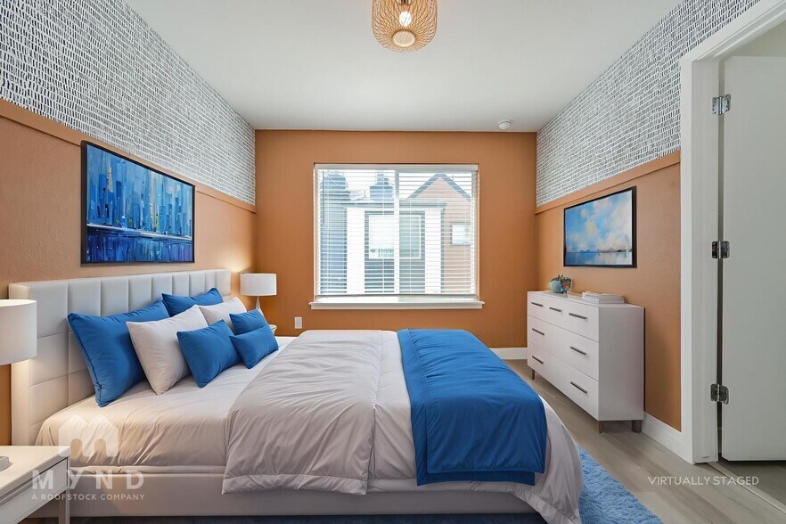 Building Photo - 1079 Chase St