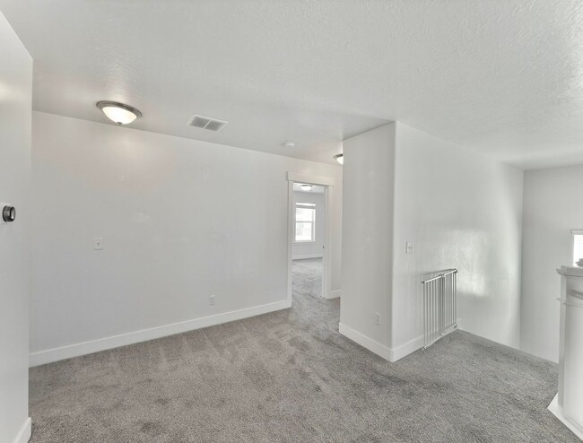Building Photo - 3 Bed | 2.5 Bath | 2,365 sq ft above grade | Full unfinished basement | 2-car garage