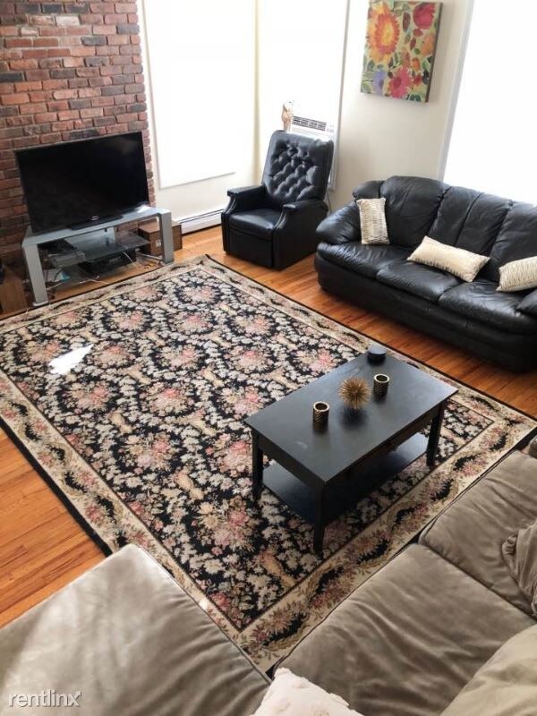 Building Photo - 583 Howard Ave