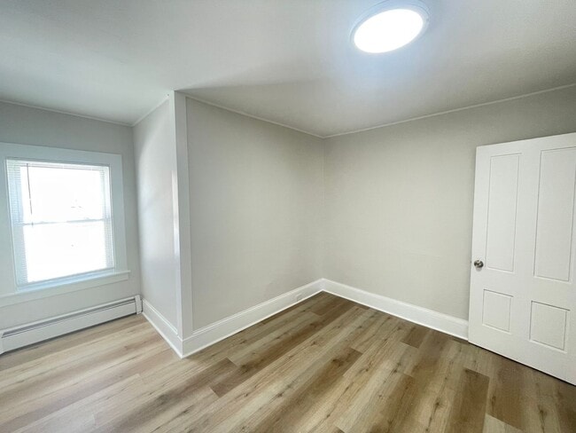 Building Photo - 193 W Mitchell St