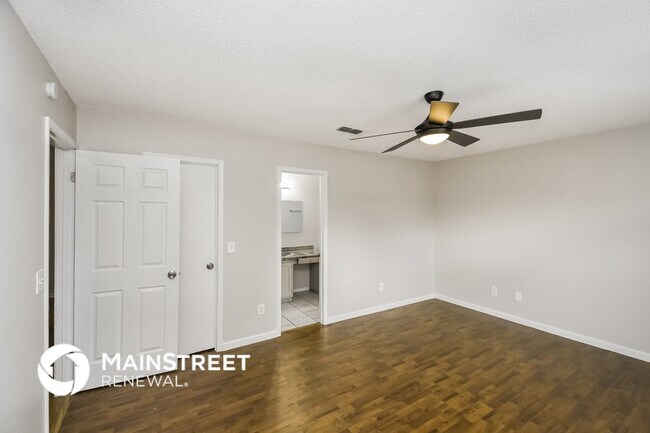 Building Photo - 7969 Sweet Rose Ln E