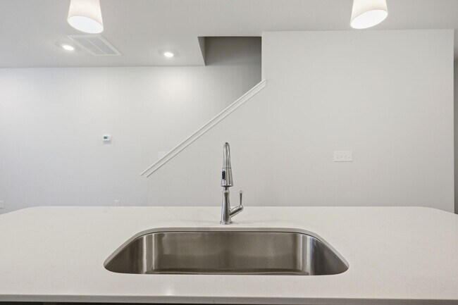 Building Photo - Silver Fir Ln - Garner
