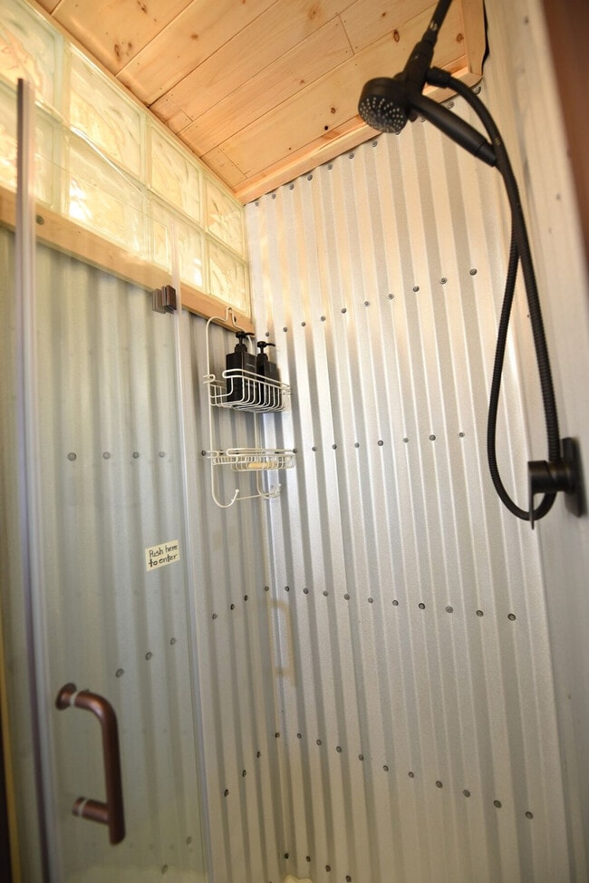 Building Photo - 759 MT-2