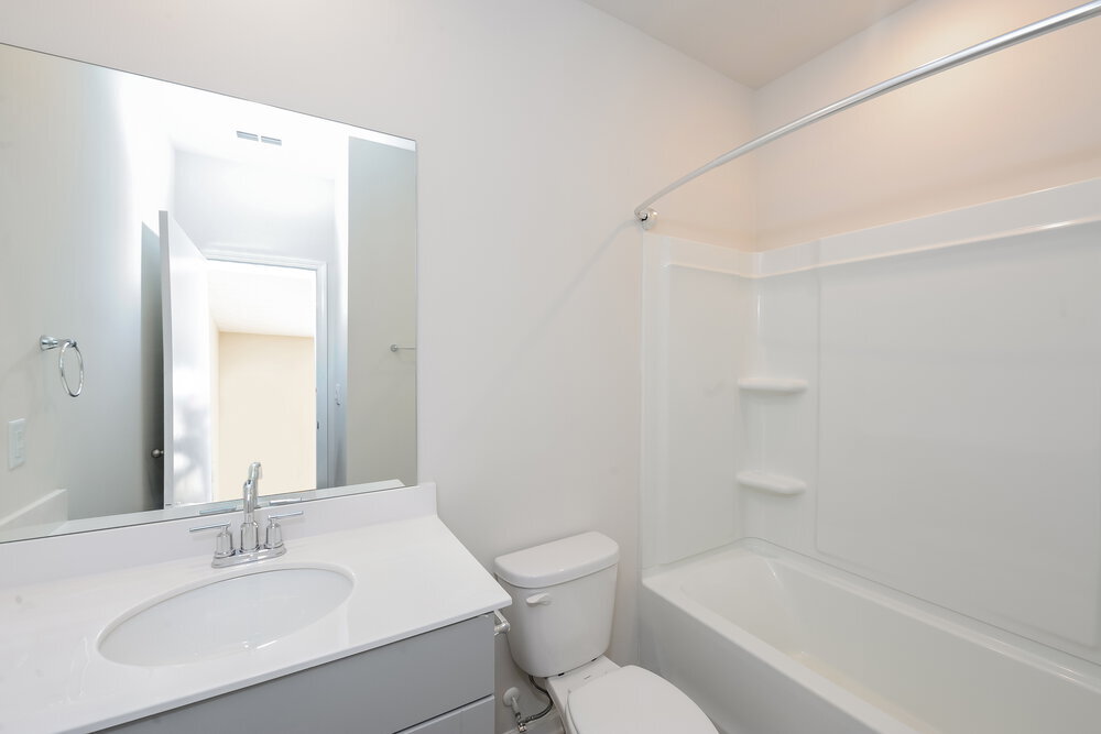 Building Photo - 6068 Hickory Crk Ct