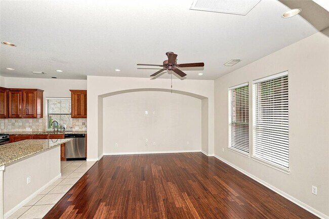 Building Photo - 11400 W Parmer Ln