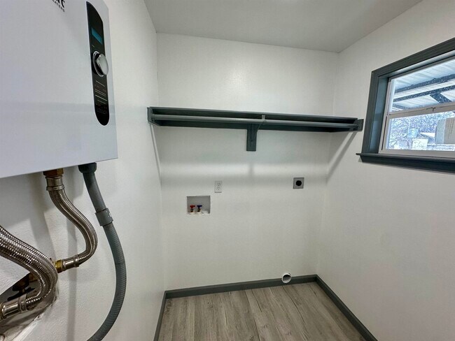 Building Photo - 3410 Cactus