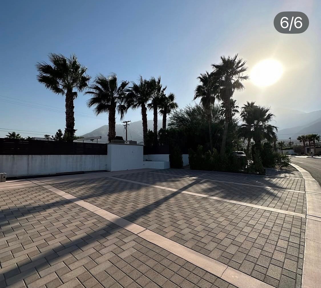 Building Photo - 505 W Sepulveda Rd