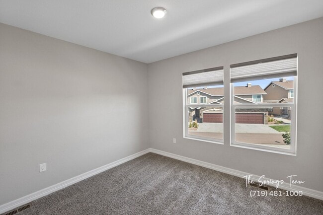 Building Photo - LUXURY 3BR TOWNHOME IN THE VILLAS AT NORTH...