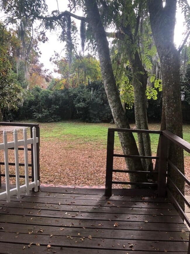 Building Photo - 4 Bed 1 Bath Home | Pet Friendly | Washer Dryer Hook Ups & Central Air | Section 8 Welcome