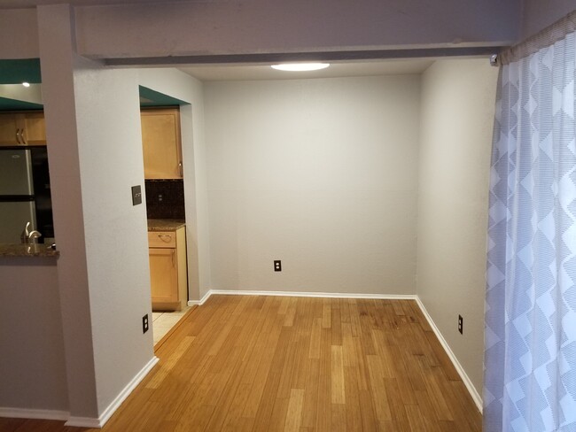 Building Photo - 3627 Menchaca Rd
