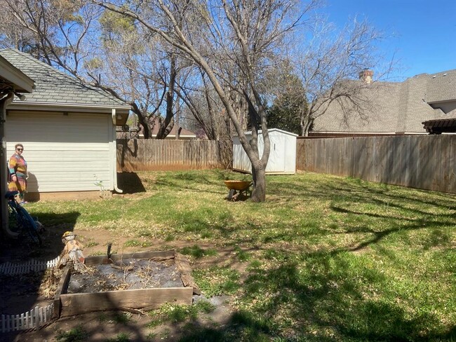Building Photo - 5273 Sherbrooke Ln