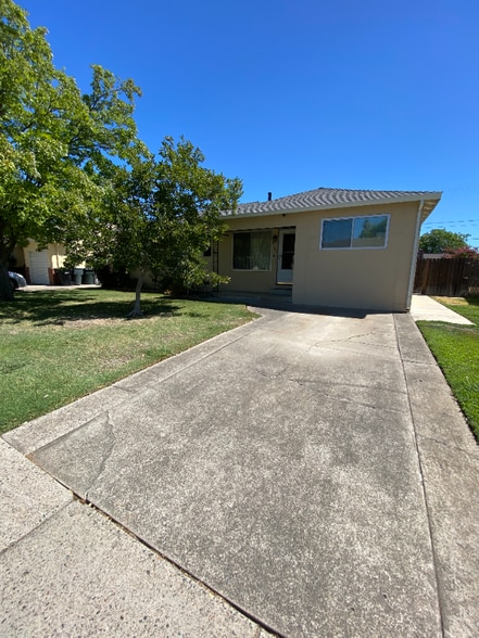 Building Photo - 6321 Leola Way