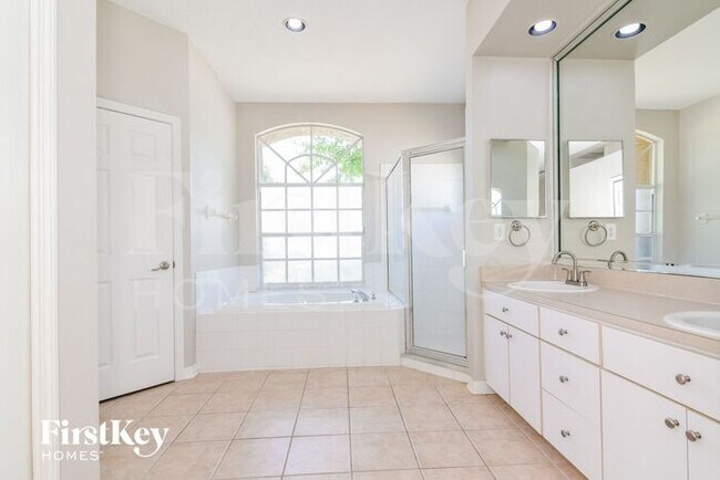 Building Photo - 4311 Brooke Dr