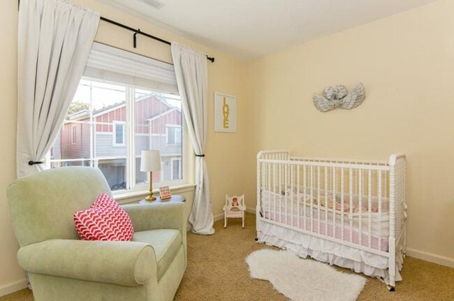 Building Photo - Great four bedroom home in Beaverton!