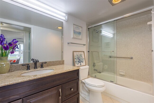 Building Photo - 3049 Wolverton C