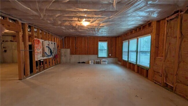 Building Photo - 3784 Courson St
