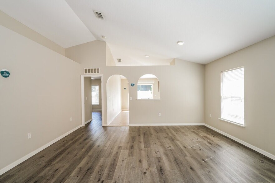 Building Photo - 3646 Fyfield Ct