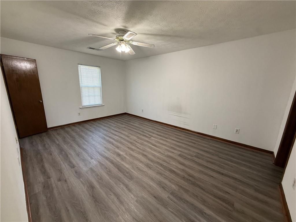 Building Photo - 3815 Samia Ct