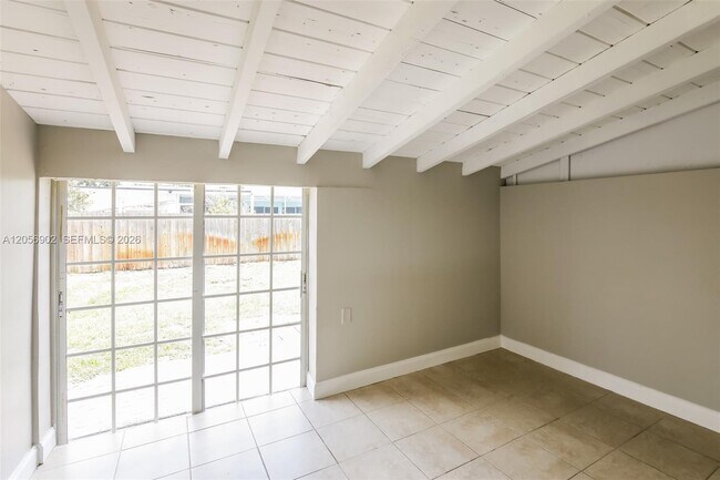 Building Photo - 7171 SW 10th Ct