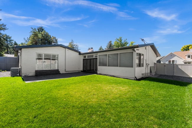 Building Photo - 1839 Cottonwood Club Cir
