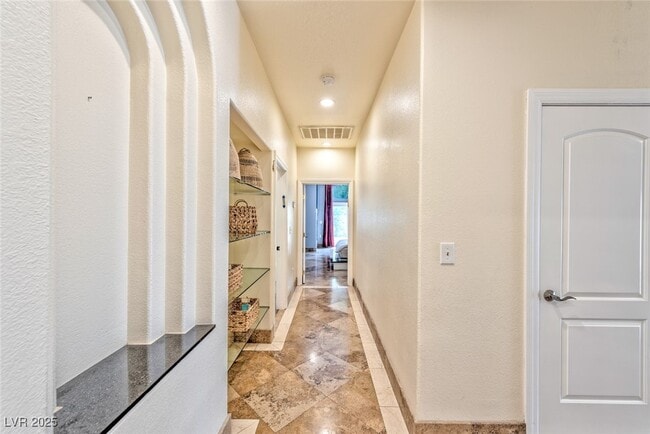 Building Photo - 8129 Pacific Cove Dr