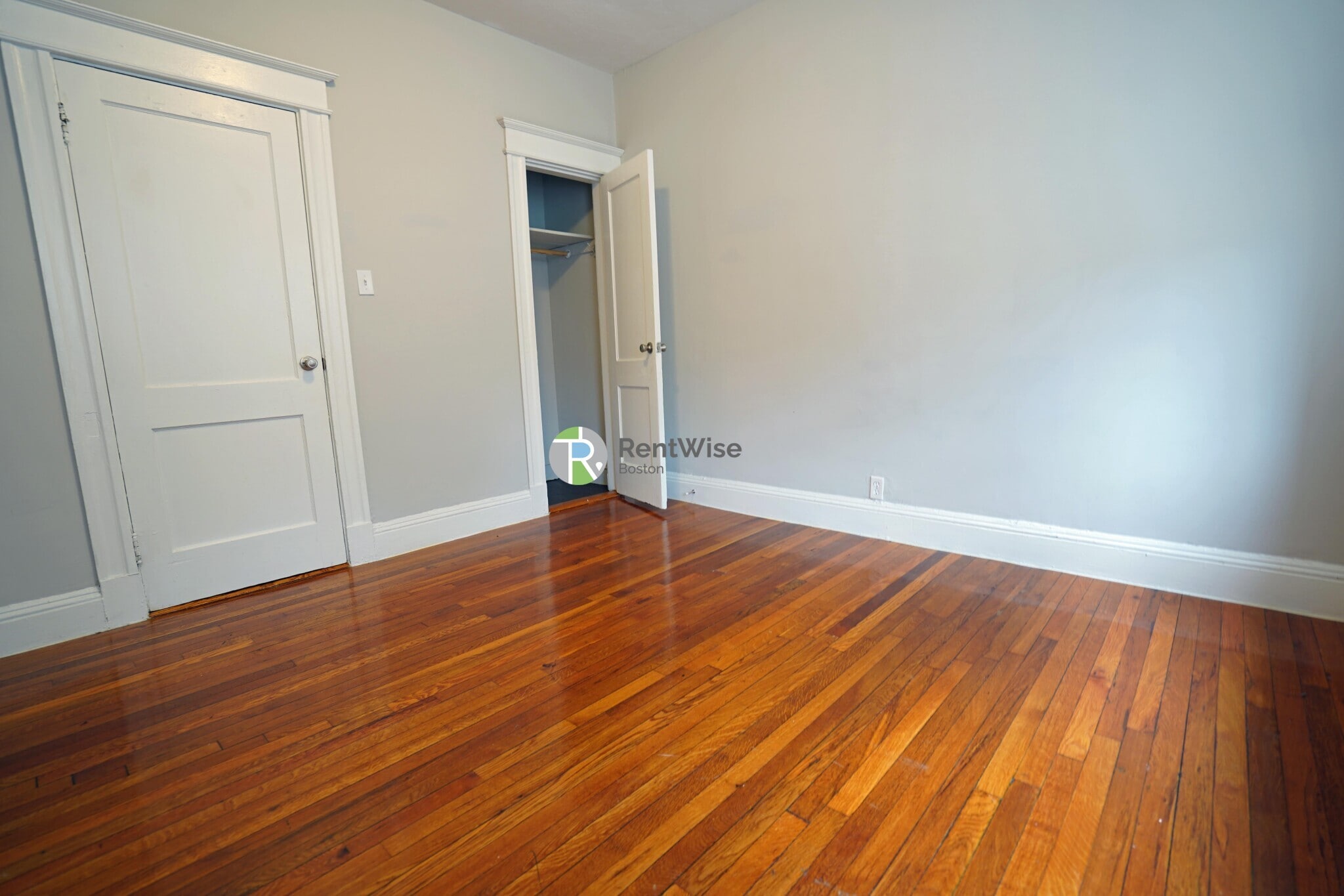 Building Photo - 64 Woodstock Ave