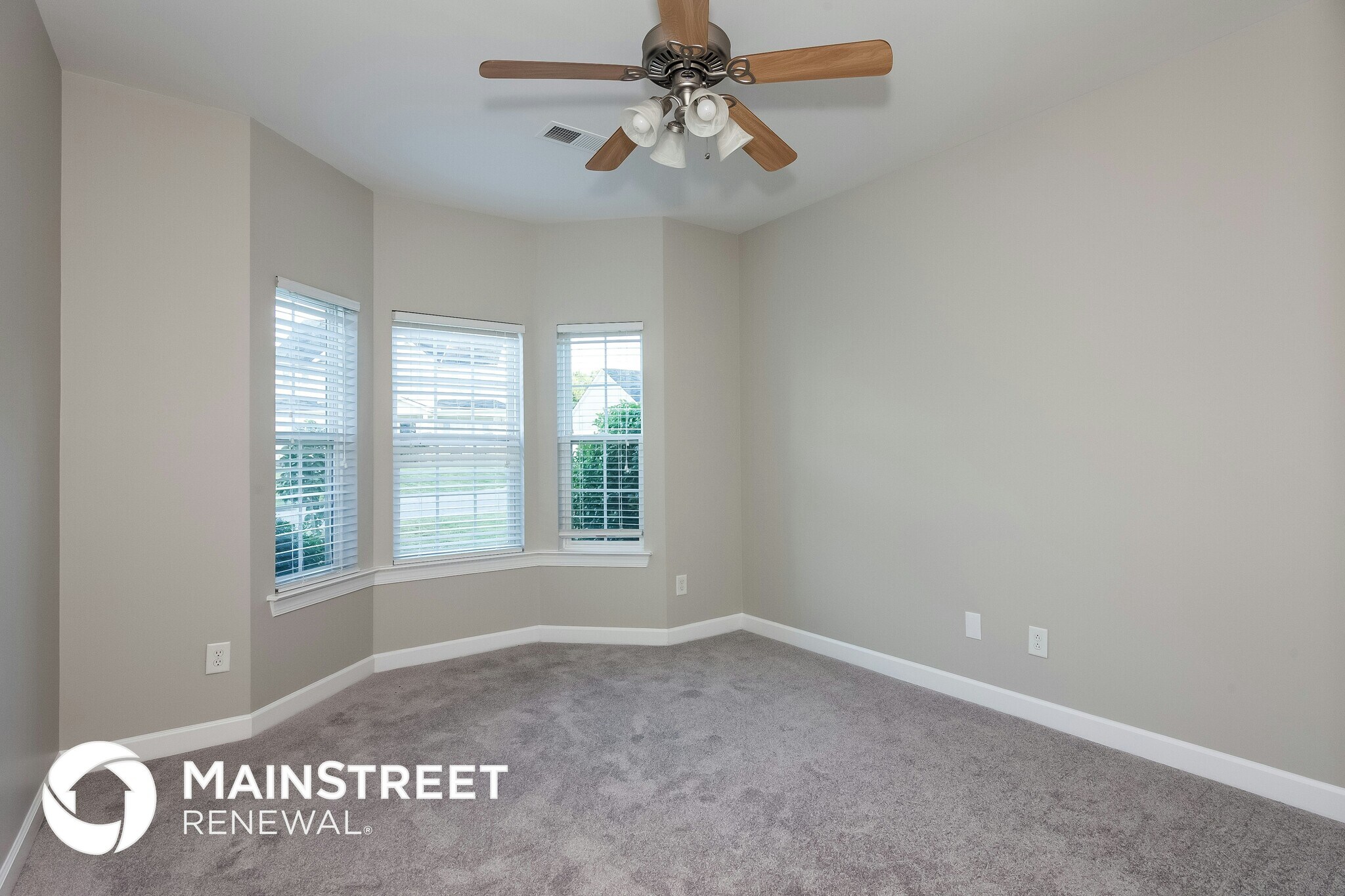 Building Photo - 2873 Island Point Dr NW