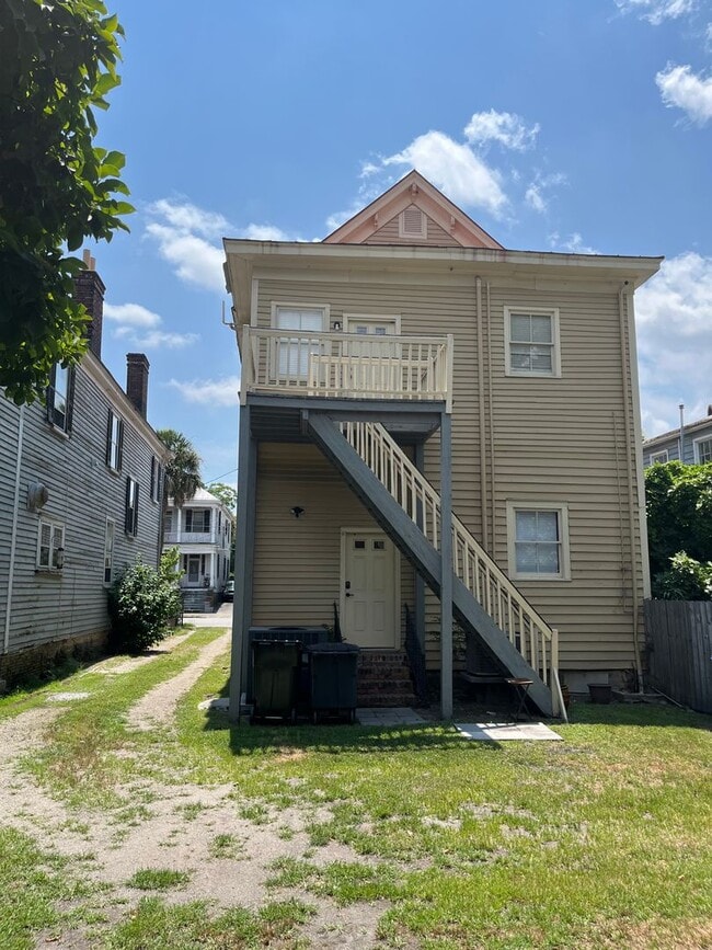 Building Photo - 114 Alexander Street