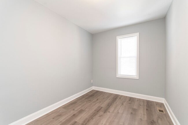 Building Photo - Gorgeous ~ Spacious ~ Brand New 3 Bedroom ...