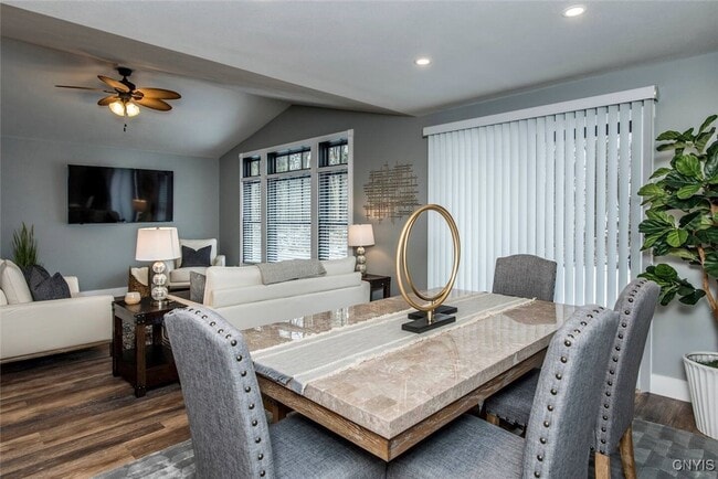 Building Photo - 102 Sandpiper