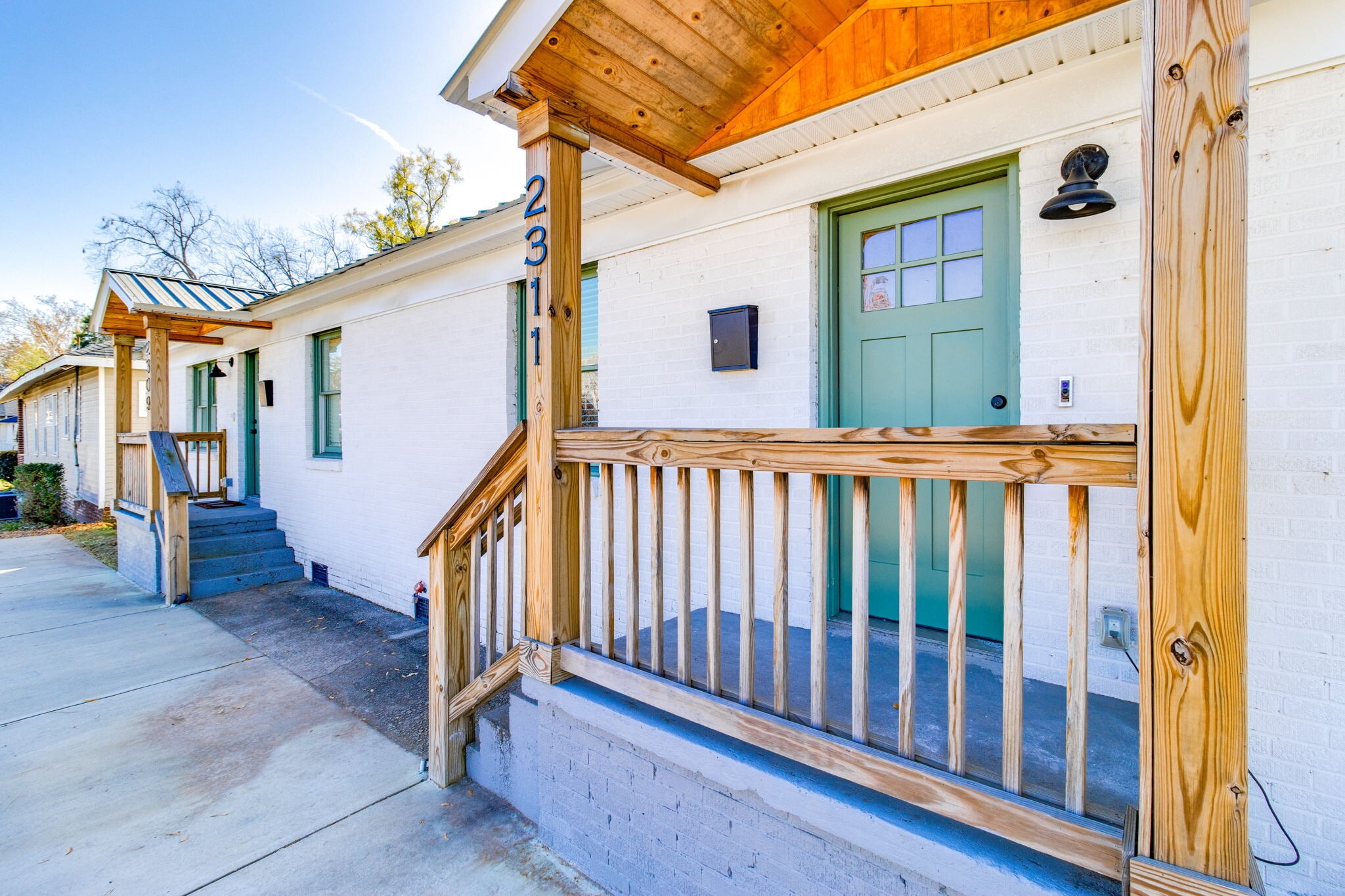 Building Photo - 2311 Bull St