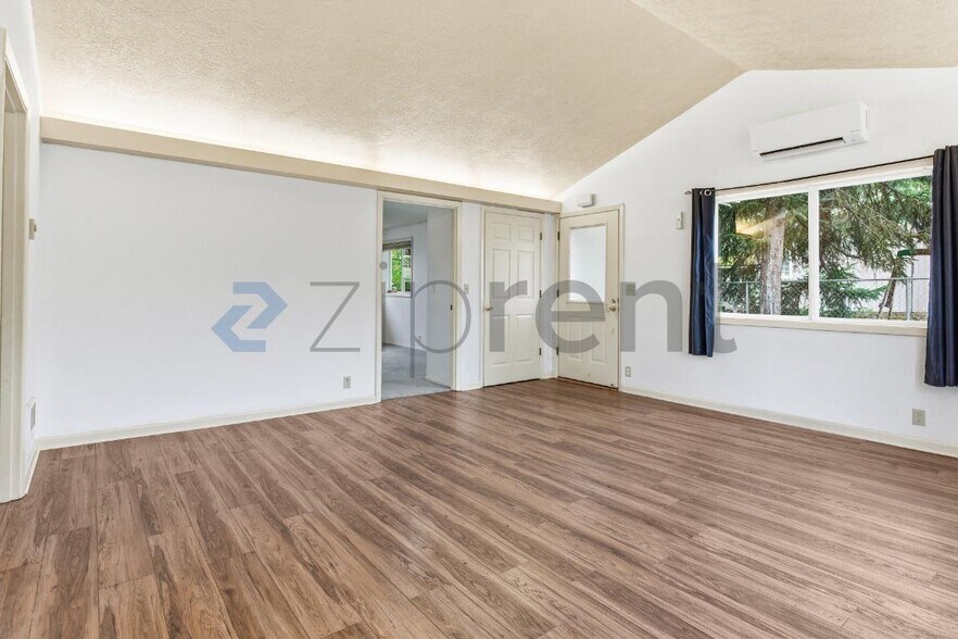 Building Photo - 1865 Brookside Ave NW