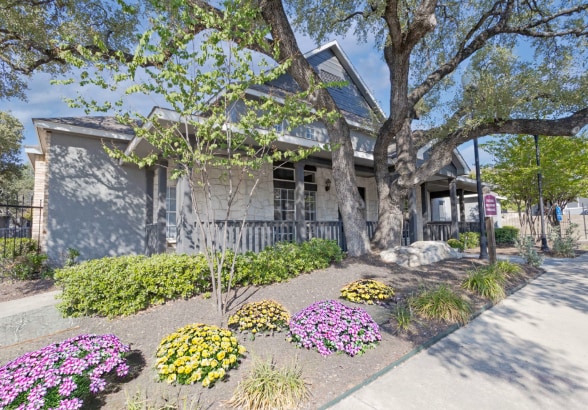 Building Photo - Townhomes at West Creek
