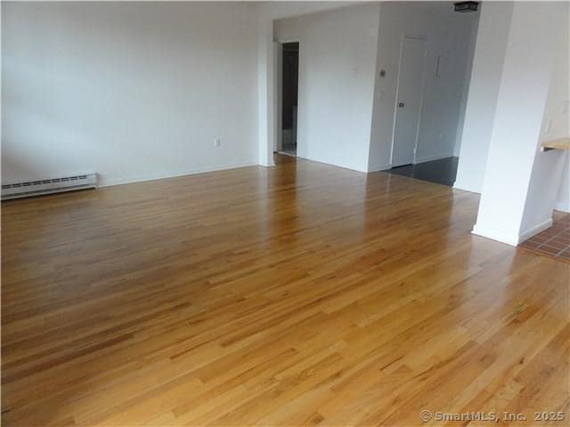 Building Photo - 500 Newfield Ave