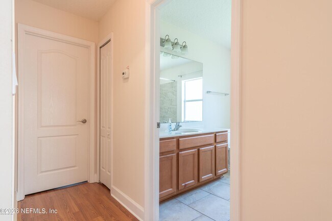 Building Photo - 153 Sanwick Dr