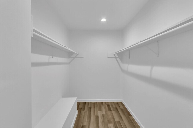 Building Photo - 13911 Piping Rock Ln