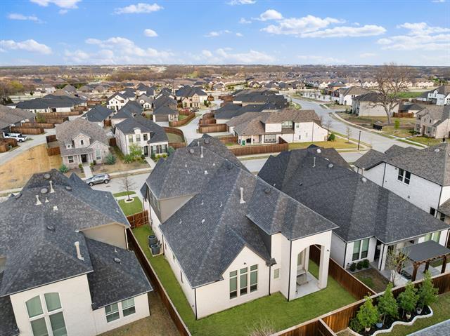 Building Photo - 8213 Legacy Oak Dr