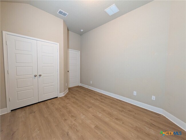 Building Photo - 1205 Old FM 306