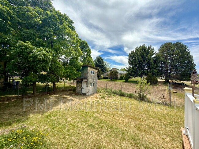Building Photo - 1020 E 1275 N