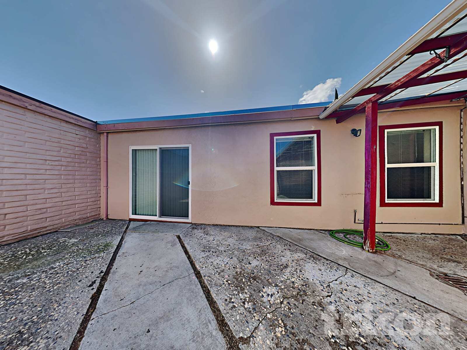 Building Photo - 2921 Pear St