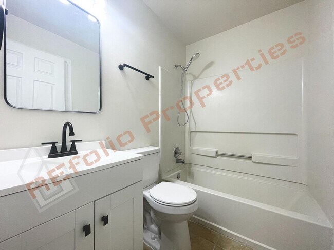 Building Photo - Wonderful Carpet-Free 3-Bedroom, 3-Bath Single-Family Home with Backyard Gazebo in a Quiet Cul-de...
