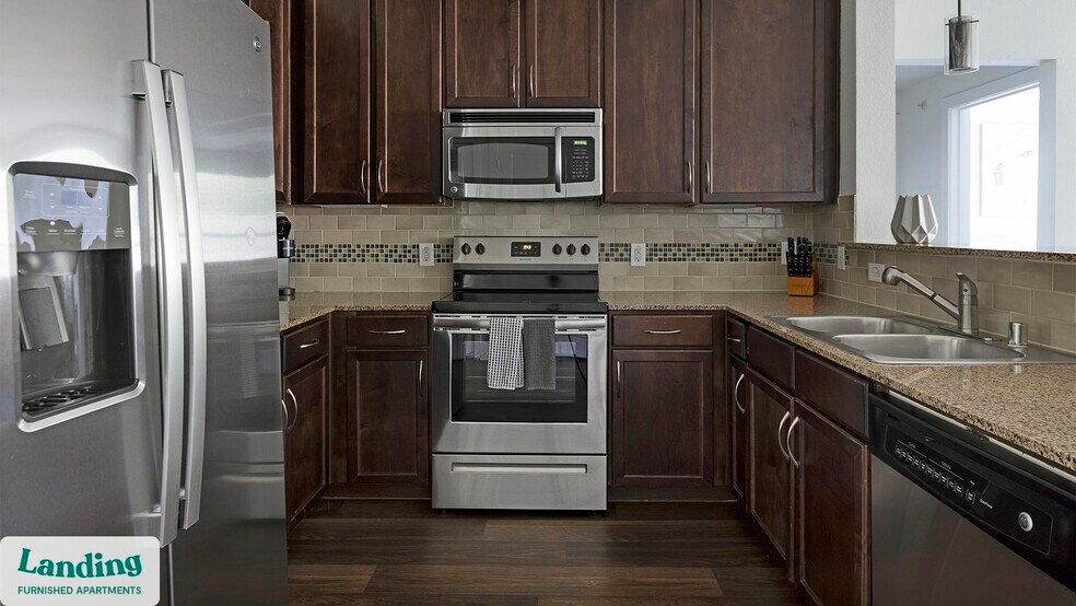 Building Photo - 7373 Valley View Ln