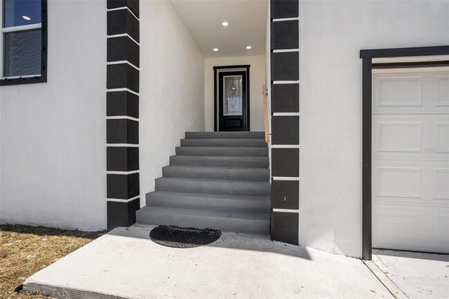 Building Photo - 3412 Springfield Dr