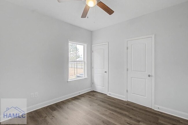 Building Photo - 205 Bagley Ave