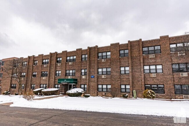 Primary Photo - 0 bedroom in Highland Park IL 60035