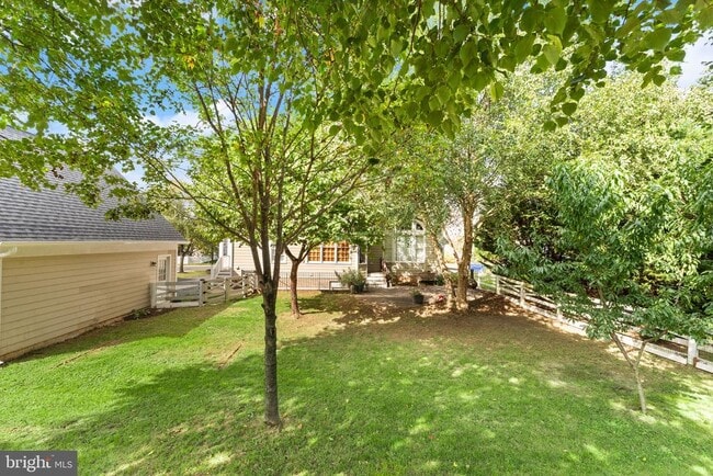 Building Photo - 708 Irvine Bank Ln