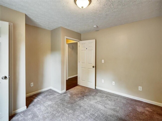 Building Photo - 1625 Orlando St SW
