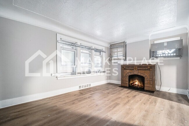 Building Photo - 20410 Hull St